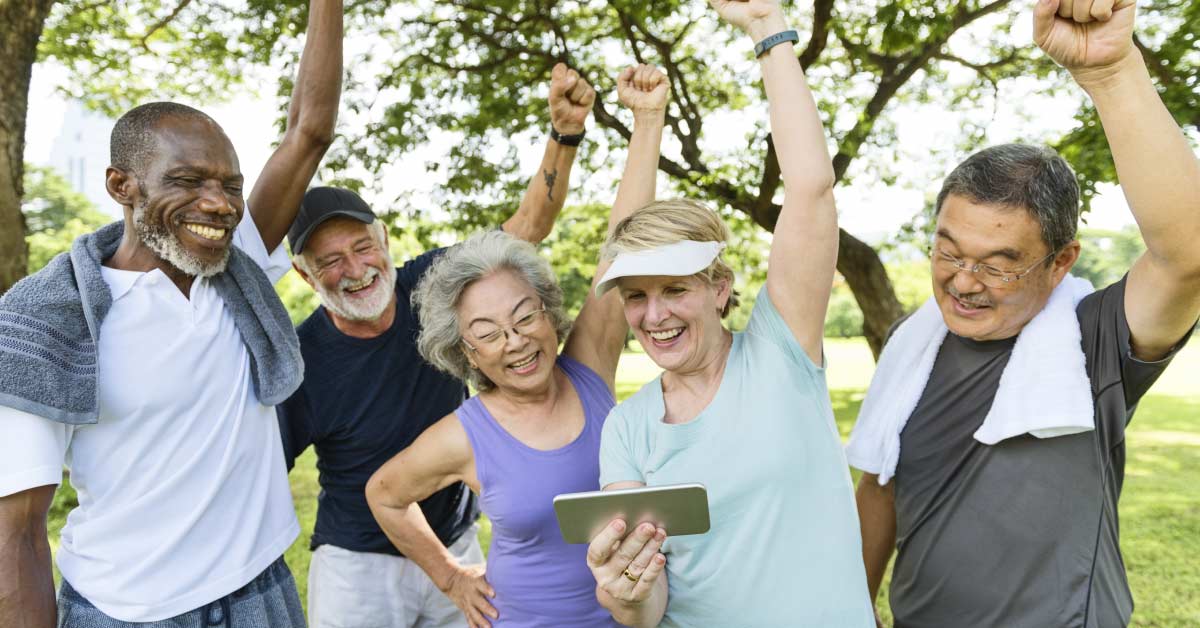 image of senior people exercising together in the park to prevent arthritis 